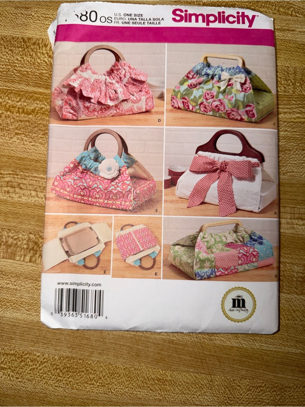 2013 Simplicity Pink Floral Patchwork Tote and Handbag Pattern casserole sewing